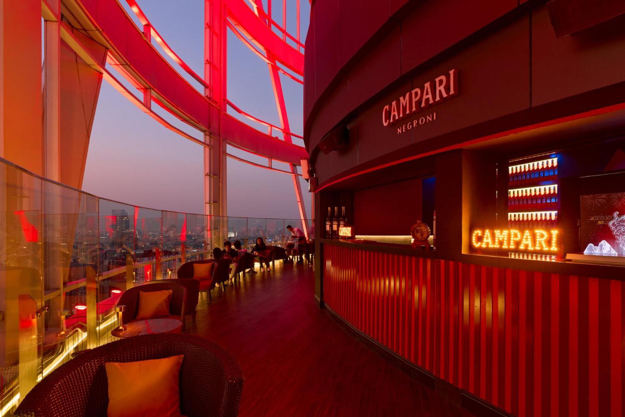 Отель Centara Grand At Centralworld