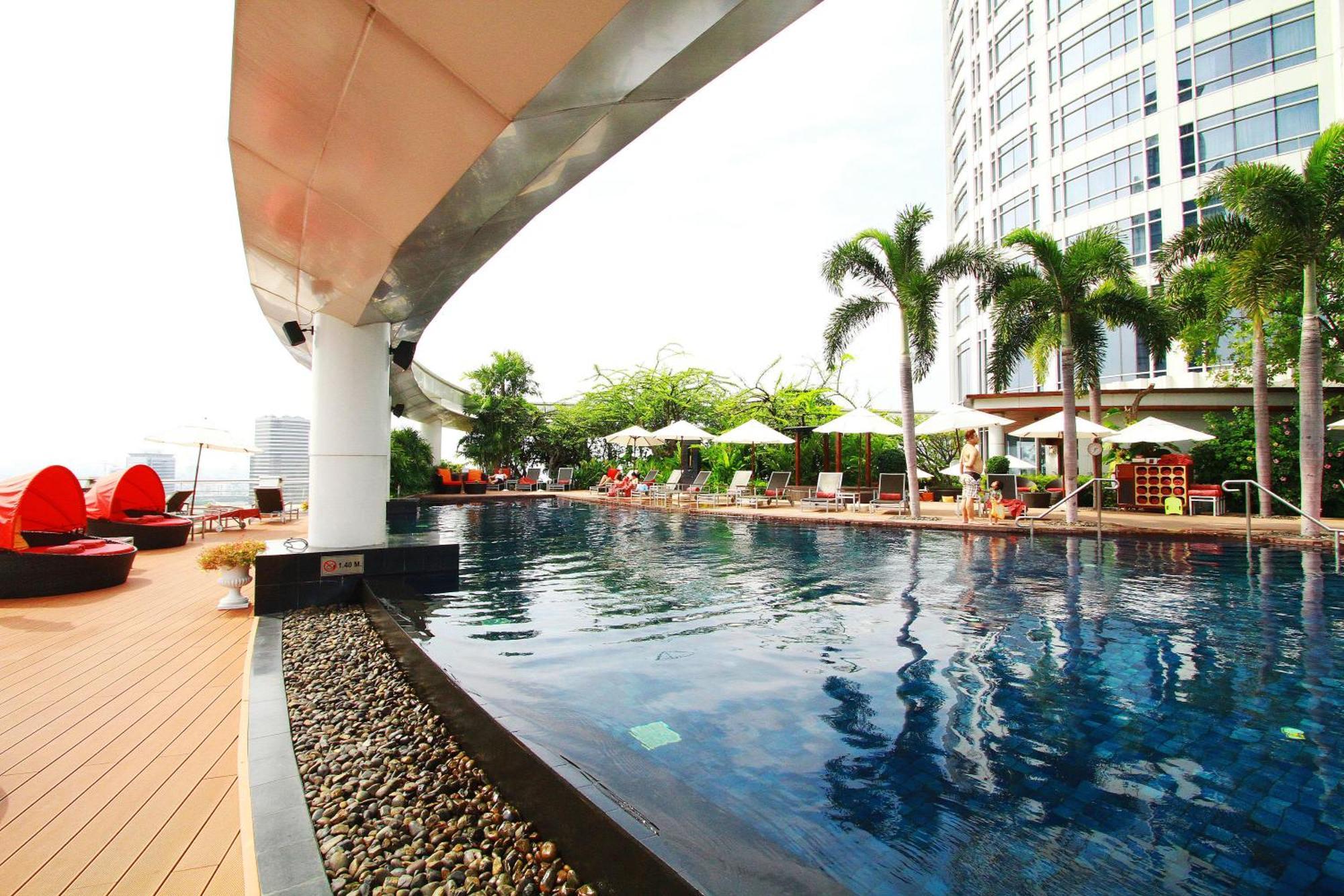 Centara Grand At Centralworld Отель